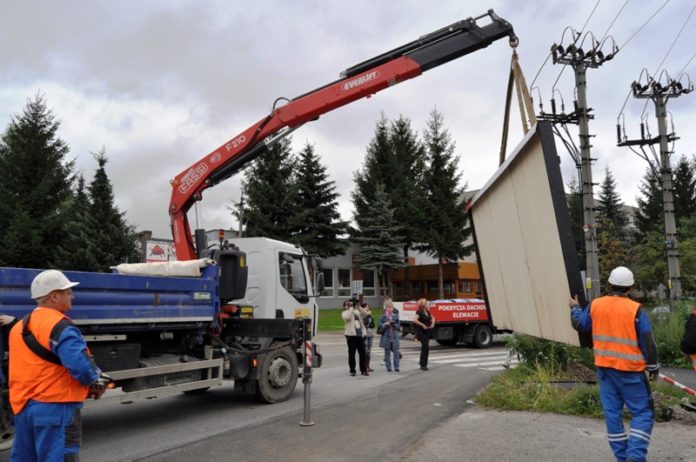 Mesto Žilina odstraňuje nelegálne bilbordy