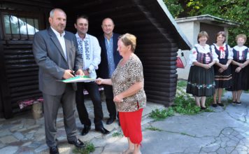 V mestskej časti Trnové pribudlo nové denné centrum Igor Choma so seniormi otvorili nové denné centrum v Trnovom