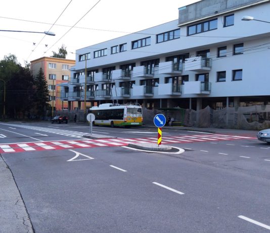 Zmena v doprave na Komenského ulici
